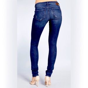 Mavi NWT Serena Skinny Jeans 29 x 32 Distressed